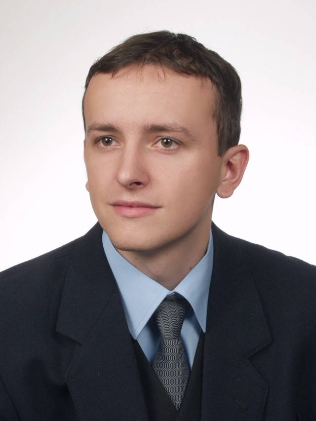 Przemysław KnuraPrzemysław Knur - specjalista w zakresie  systemów sygnalizacji pożarowej