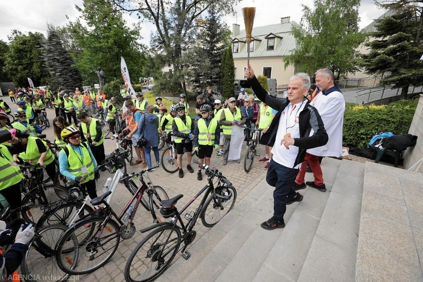 Ksiądz biskup Marian Florczyk w czwartek odprawi mszę świętą na rozpoczęcie sezonu rowerowego 2023 w Kielcach