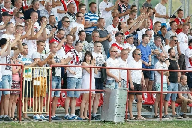 Łódzki Klub Sportowy odrobił dwubramkową stratę i podzielił się punktami z Lechią Tomaszów Mazowiecki.