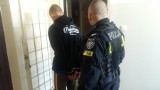 W Sędziszowie Młp. 19-latek z atrapą broni napadł na stację paliw
