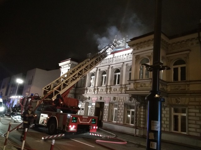 Z powodu złego użycia środków pirotechnicznych podlascy strażacy wyjeżdżali w noc sylwestrową kilkanaście razy.