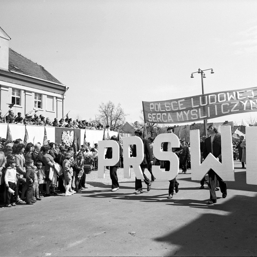 Tak maszerowały zakłady pracy.