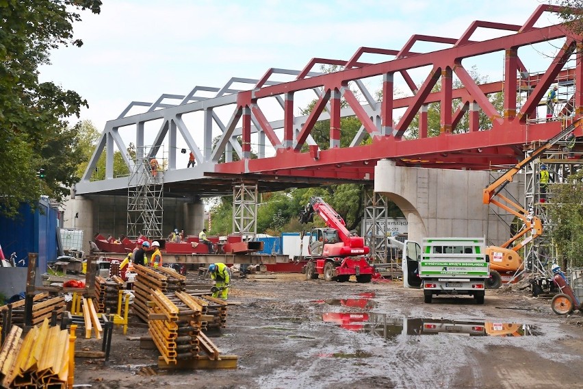 Docelowo wiadukt będzie miał długość 160 metrów.