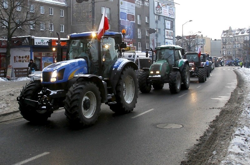 Protest rolników w Szczecinie - na ulicach 100 traktorów