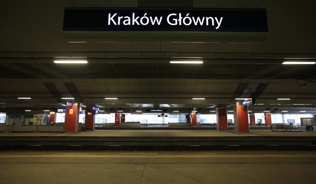 Na dworcu Kraków Główny zamknięto część peronów.