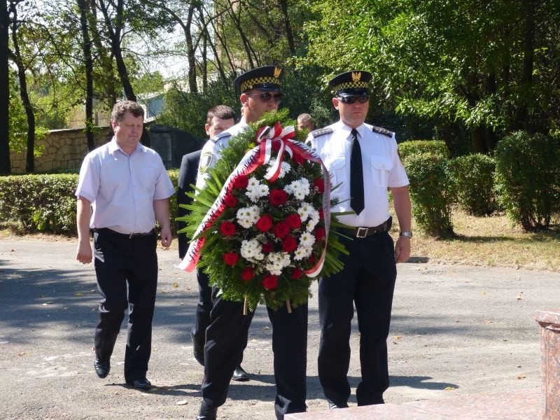 Pamięci ofiar drugiej wojny światowej w Ostrowcu