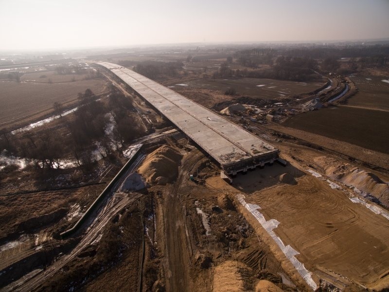 Zdjęcia z budowy drogi ekspresowej S5 pod Wrocławiem,...