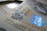 Przemytnik na granicy zapłacił od ręki prawie 81 tysięcy złotych gotówką