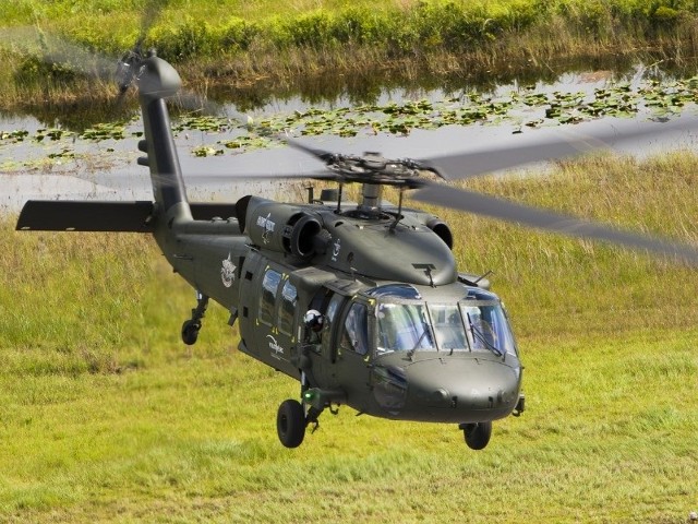 Pierwszy helikopter Black Hawk trafi z Mielca do Brunei na początku 2013 r. Fot. PZL Mielec