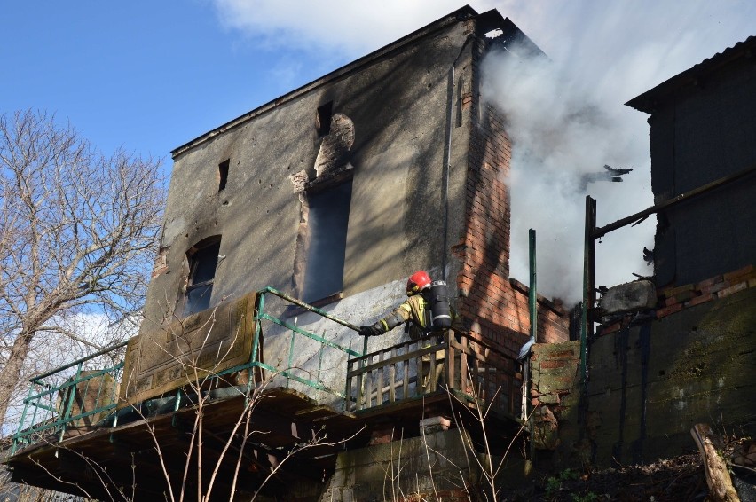 Pożar przy Al. Armii Krajowej w Malborku 26.03.2019