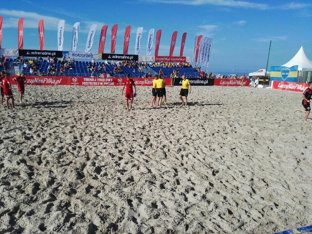 Piłkarze usteckiego Jantara zajęli 5 miejsce w Młodzieżowych Mistrzostwach Polski w Beach Soccera w Kołobrzegu.