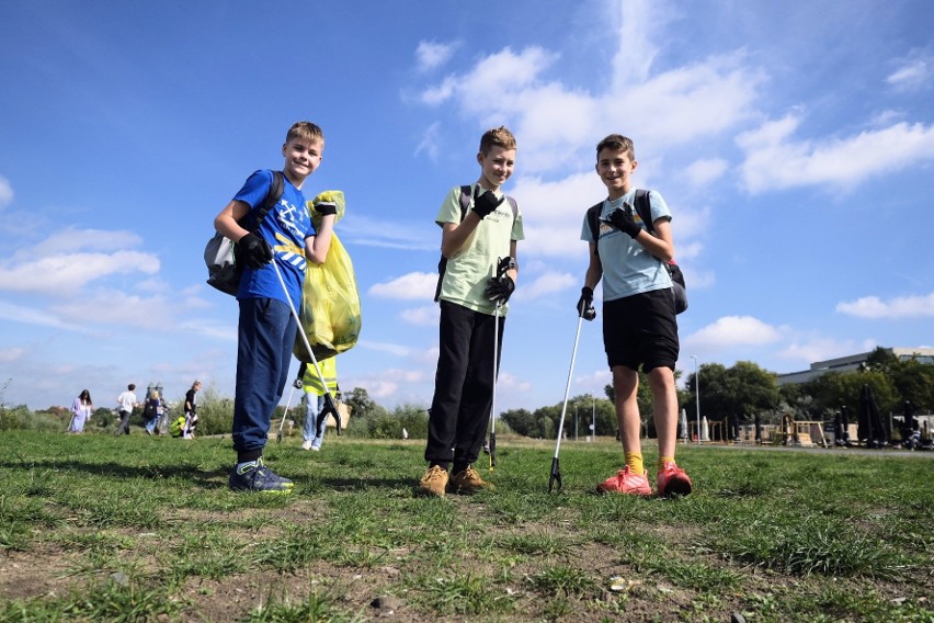 Trwa akcja sprzątania brzegów Warty.

Zobacz zdjęcia -->