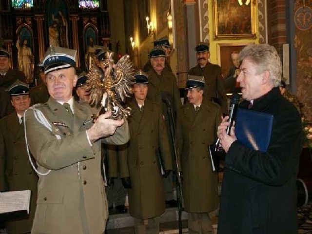 Uroczystości towarzyszył występ Chóru Reprezentacyjnego Zespołu Artystycznego Wojska Polskiego