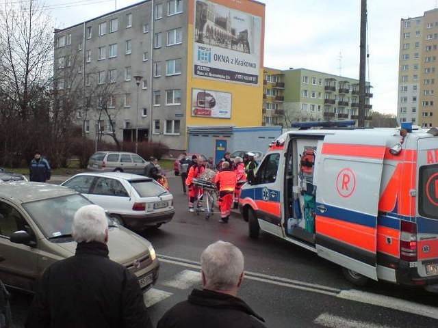 Do potrącenia pieszej doszło na ulicy Grodkowskiej.