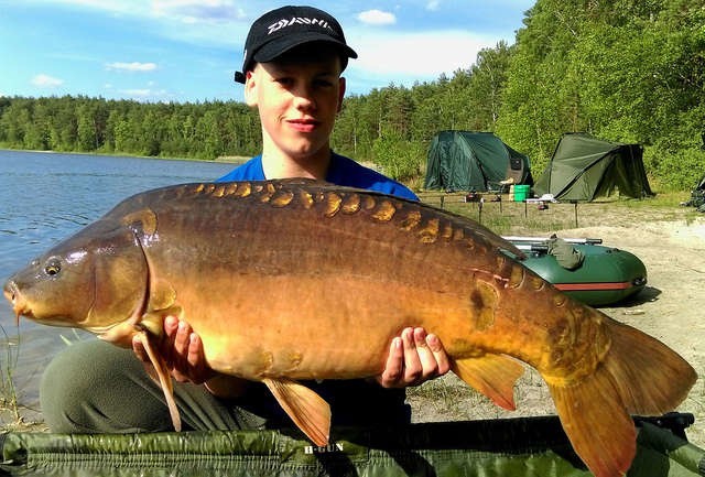 16,2 kilograma miał karp złowiony przez 15-latka