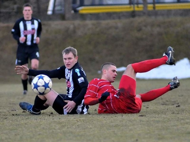 Czarni Jasło pokonali Cosmos Nowotaniec 1-0.