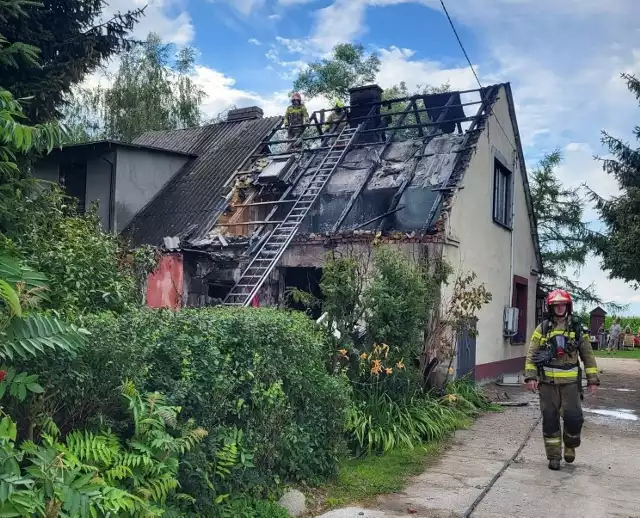 Wskutek pożaru w Mszanie dwie rodziny straciły dach nad głową