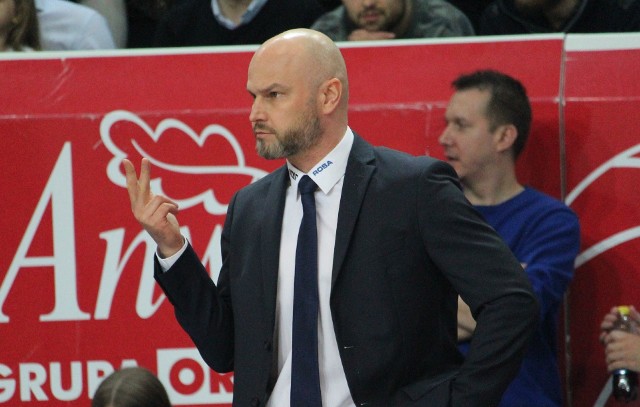Trener Wojciech Kamiński, nigdzie się nie wybiera