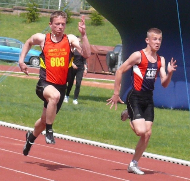 Starachowicki lekkoatleta Bartosz Wierzbiński uzyskał jedne z bardziej wartościowych wyników na sobotnich zawodach w Kielcach.