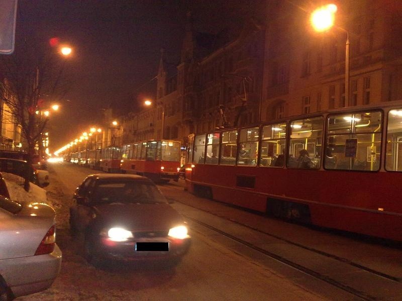 Tramwaje stały w centrum Bydgoszczy