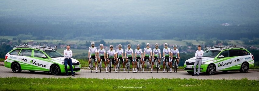 Zawodowa grupa kolarska Voster ATS Team miała sesję zdjęciową na Ameliówce. Są w niej Mariusz Witecki i Piotr Brożyna [ZDJĘCIA]