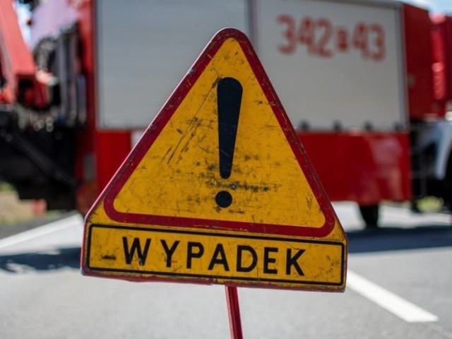 Wypadek koło Środy Wielkopolskiej. Na DK 11 zderzyły się dwie osobówki. Są ranni