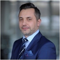 Rafał Mazurczak, członek zarządu Echo Investment – 732 651...