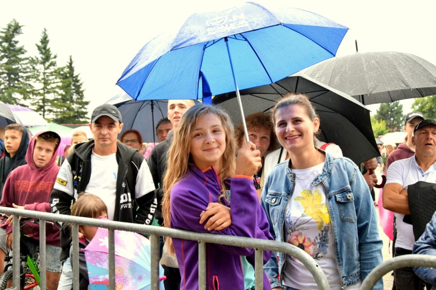 Tak się bawi Grębów! Szaleństwo z Baciarami i afrykańskie rytmy [ZDJĘCIA]