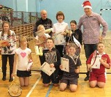 "Święty Mikołaj" nie zapomniał o najmłodszych tenisistach (zdjęcia)