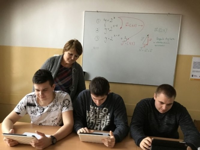 Uczniowie i nauczyciele bocheńskiej "Budowlanki" szlifowali wiedzę z przedmiotów matematyczno-przyrodniczych