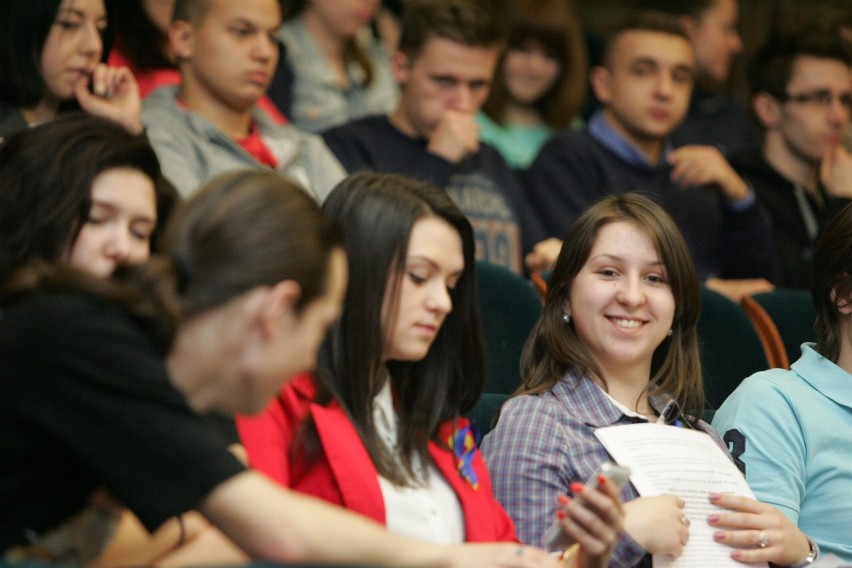 W debacie uczestniczyli Artur Kostiw, student z Ukrainy, dr...