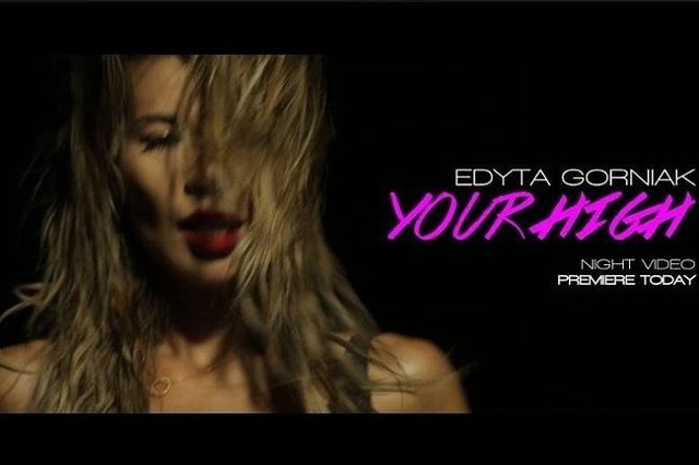 Edyta Górniak w teledysku "Your High" (night version) (fot. screen z Facebook.com)