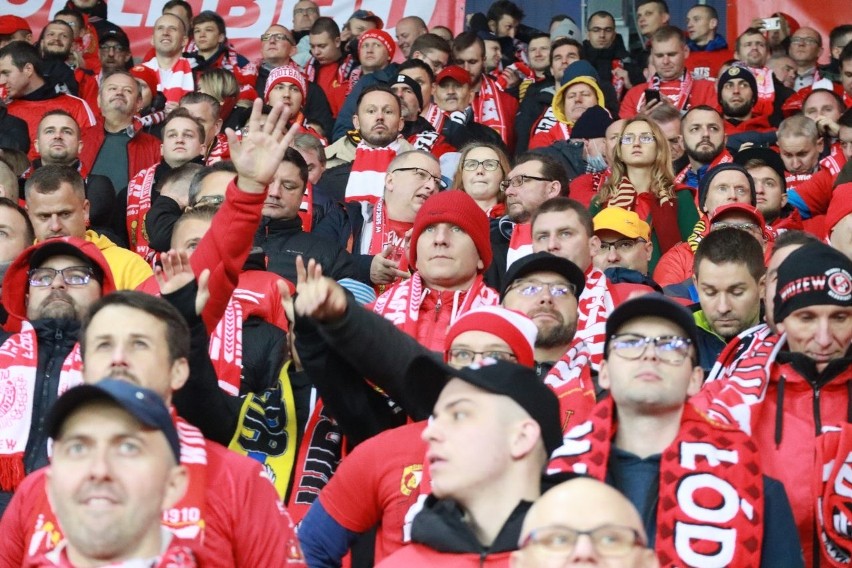 Derby Łodzi. Kibice Widzewa i kibice ŁKS na meczu derbowym. ZDJĘCIA fanów Widzewa i fanów ŁKS