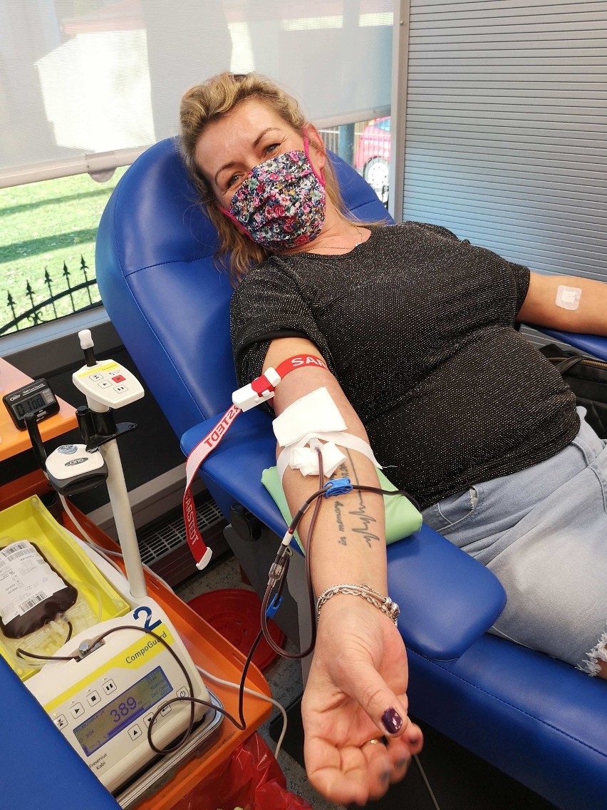 W Dubiecku zorganizowali akcję honorowego oddawania krwi. Zgłosiło się ponad 50 osób [ZDJĘCIA]