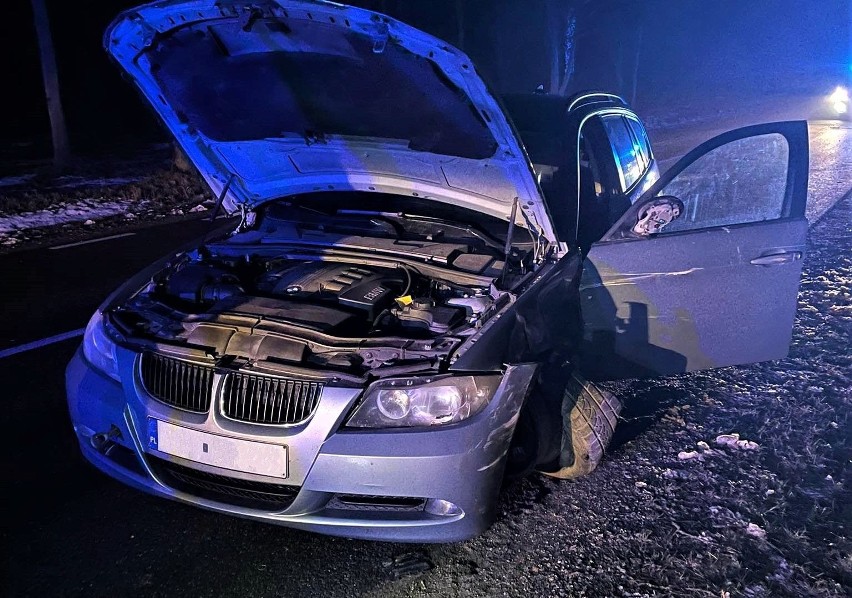 Boćki. 32-latka uderzyła w lawetę podczas wyprzedzania. Okazało się, że ma 3,2 promila