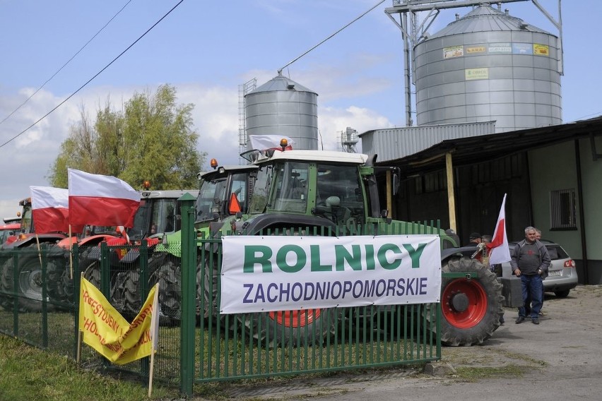 - Ministrowi dajemy czas do 12 czerwca - dodaje Kuś.