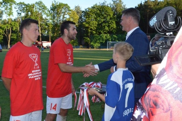 Finał wielkopolskiego Pucharu Polski był ciekawym widowiskiem, w którym nieco lepsi okazali się piłkarze ze Środy Wielkopolskiej