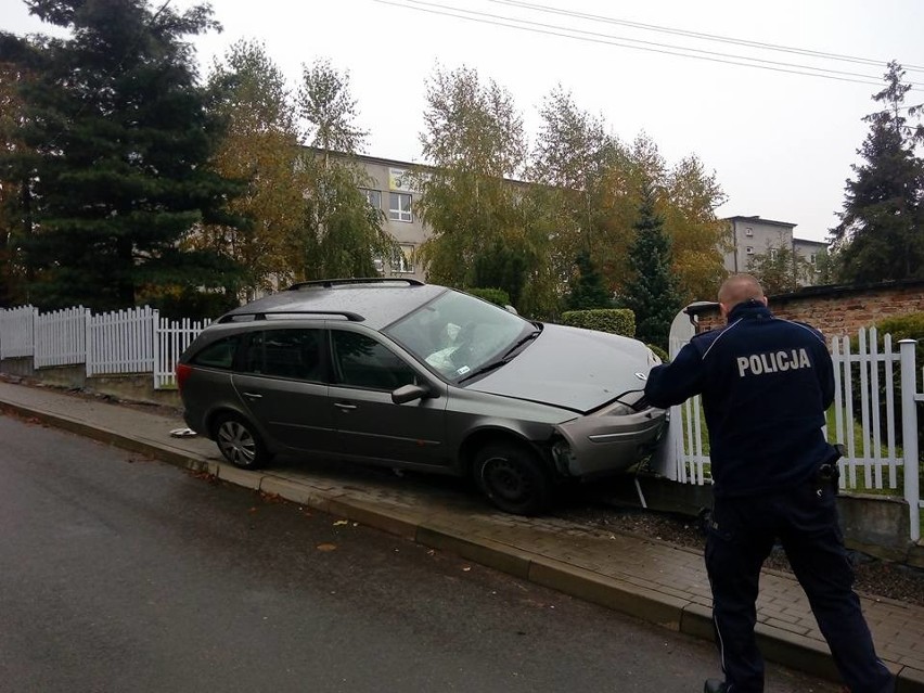 Potrącona 18-latka trafiła do szpitala. Wypadek w...