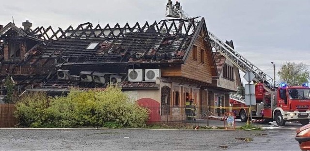 W nocy z 24 na 25 maja 2021 ogień zniszczył znane i lubiane przez klientów Delikatesy Staropolskie oraz restaurację „Pod Smokiem” w Michałowicach. Straty są ogromne