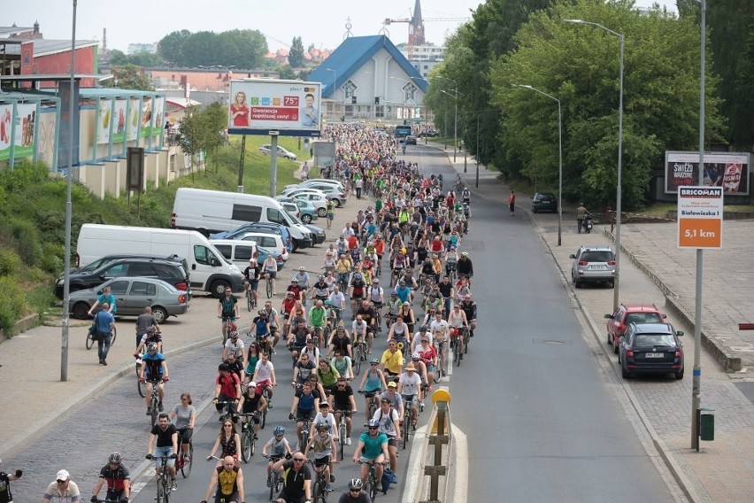 Święto Cykliczne. Kolejny raz rowerzyści opanowali Szczecin [zdjęcia, wideo]