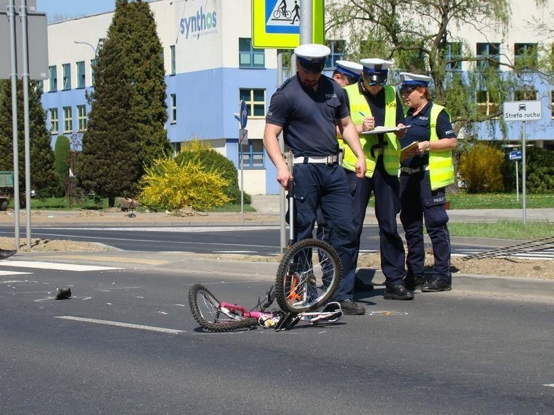 Oświęcim. Dziecko potrącone na przejściu dla pieszych przy ul. Chemików. Konieczne było wezwanie helikoptera LPR