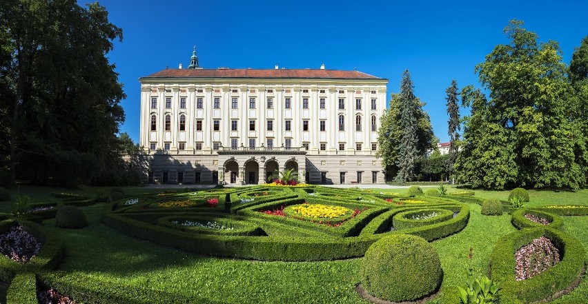Pałac Arcybiskupi i jego unikatowe ogrody, wpisane na listę...