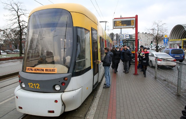 Zarząd Dróg i Transportu w Łodzi będzie liczył pasażerów w autobusach, tramwajach i na przystankach. Celem sprawdzenie potoków pasażerów