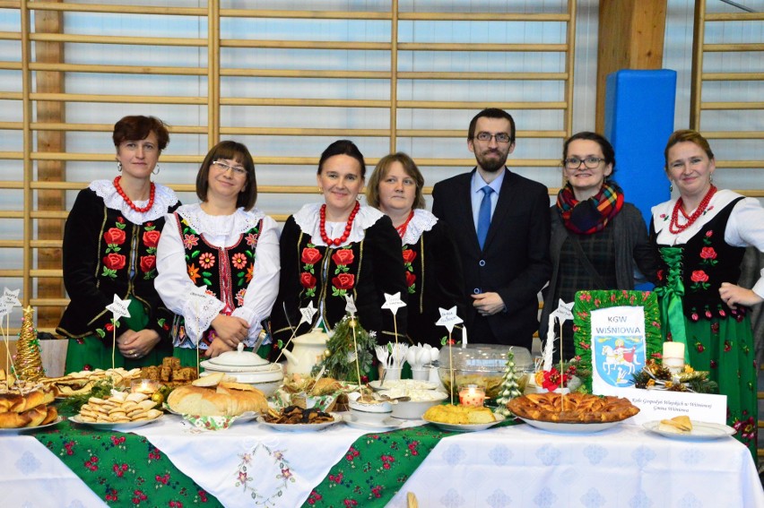 Powiatowy Konkurs Potraw Wigilijnych w powiecie myślenicki. Wszystkie smaki Wigilii. Te z przepisów babć i współczesnych [ZDJĘCIA]