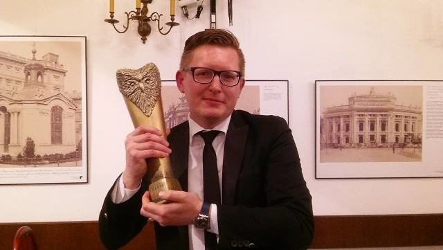 Mariusz Soltanifar z Więsławic otrzymał "Złotą Sowę" w Wiedniu.