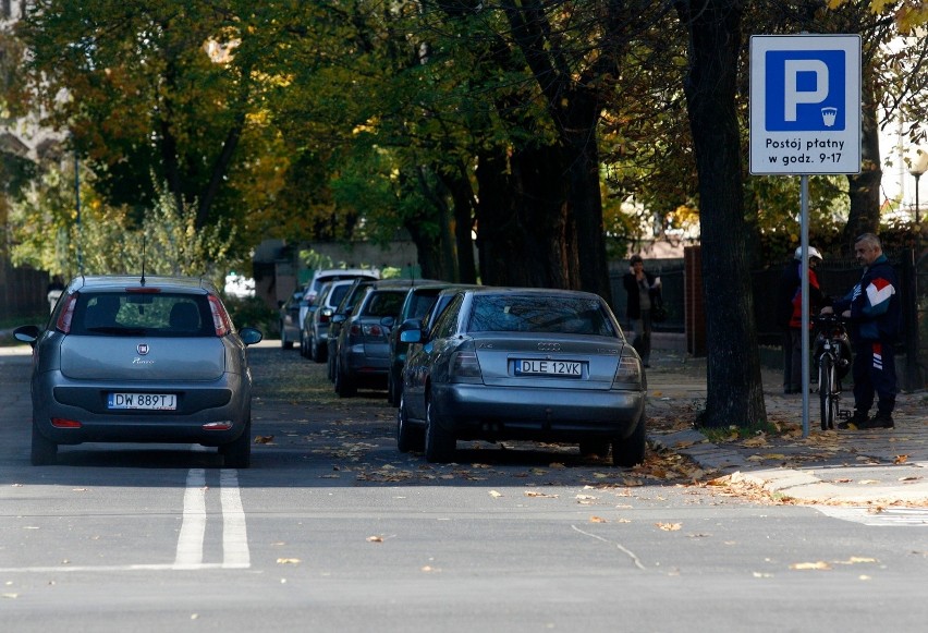 Jeśli szerokość pasa ruchu nie pozwala na wyprzedzenie...