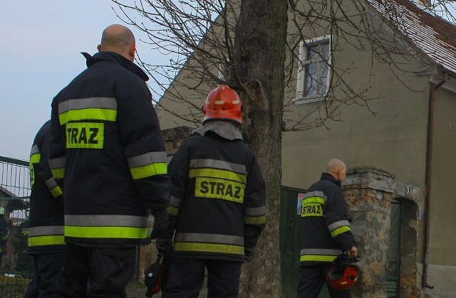 Pierwsza na miejscu była oczywiście OSP z Kolska. Później pojawili się strażacy z Nowej Soli.