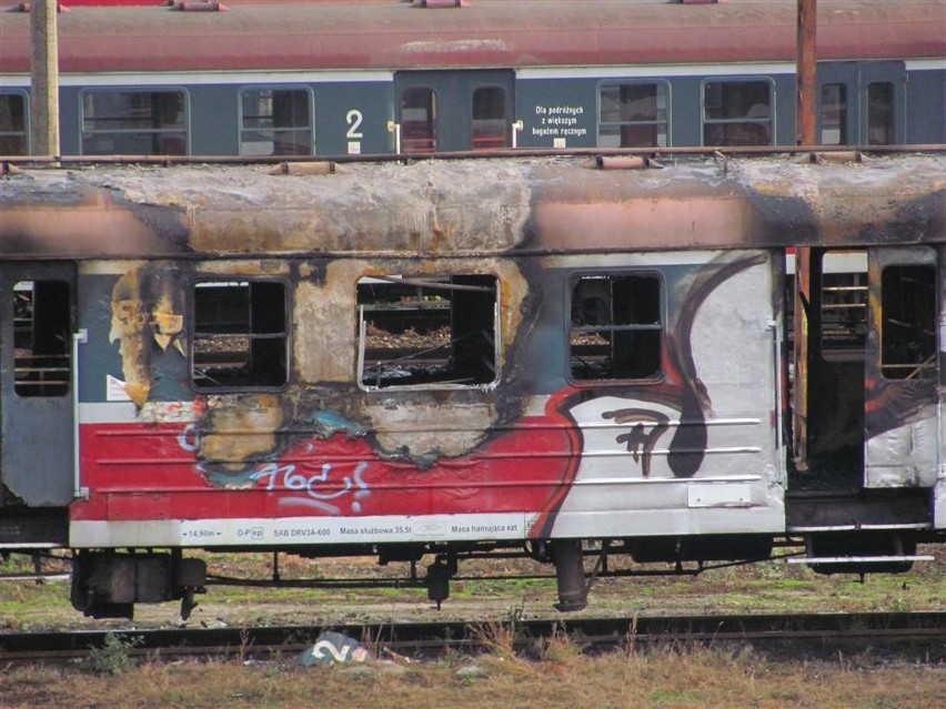 Częstochowa: Pożar pociągu przy al. Niepodległości