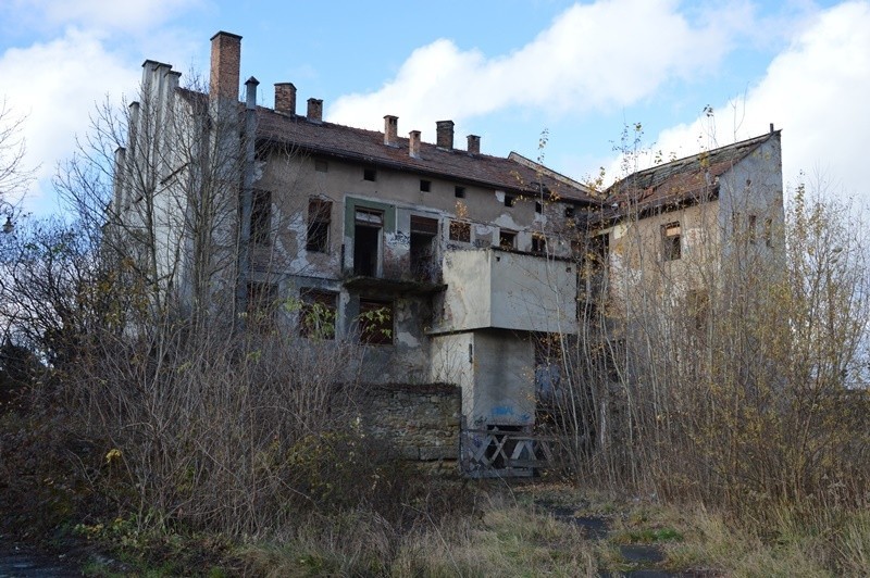 Nowy Sącz. Dziś ruszy rozbiórka kamienicy pod budowę ronda [ZDJĘCIA]