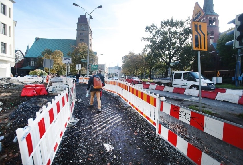 Wielkie asfaltowanie w centrum Szczecina. Będą utrudnienia na placu Zwycięstwa 